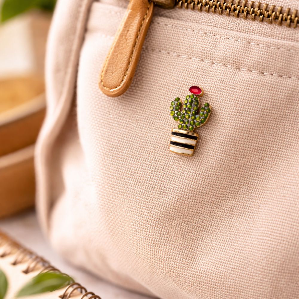 Cactus Diamante Shank Button – 25mm - Image 6